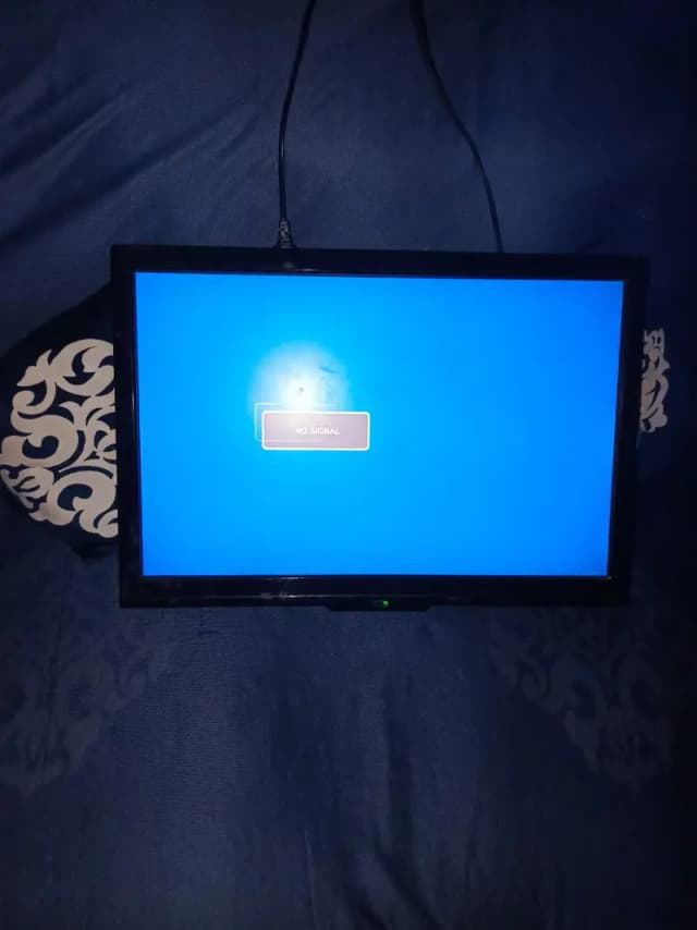 old model 22 inch LED for sale China LED