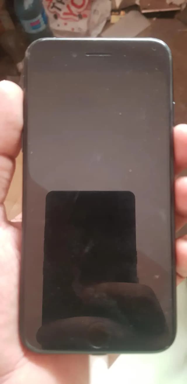 Apple iPhone 7