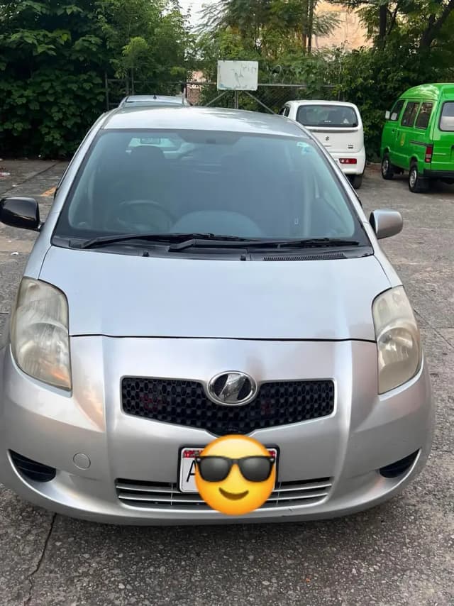 Toyota Vitz 2005