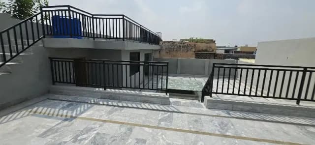 House For Sale at Prime Location Near Allama iqbal chowk, Paris Road