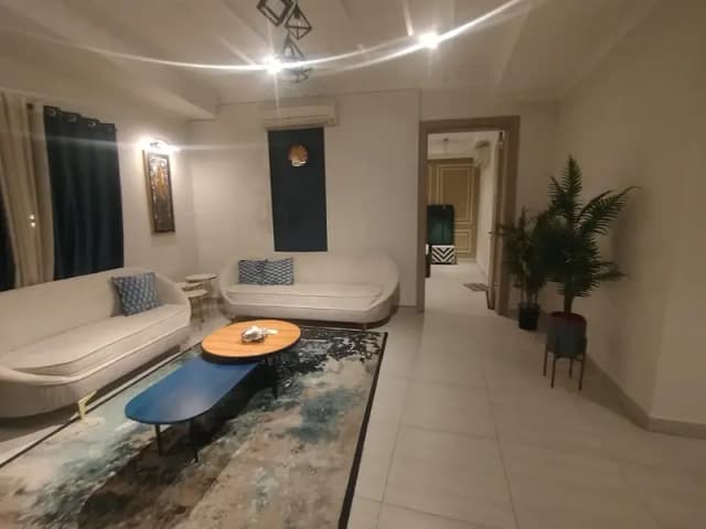 Furnished 1650 SQFT Luxury Apartment For Rent Gulberg