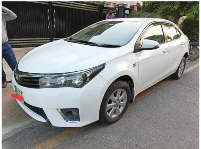 Toyota Corolla Altis 2017 | All Genuine
