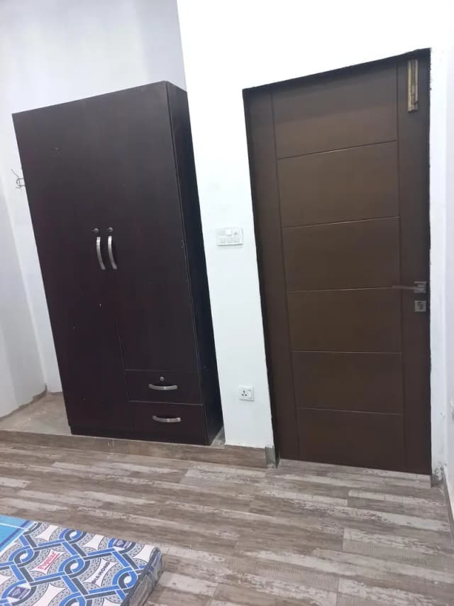 Invertor Ac Rooms For Gents