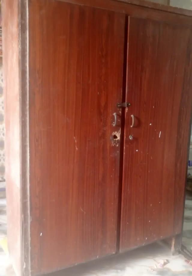 2 door almari for sale