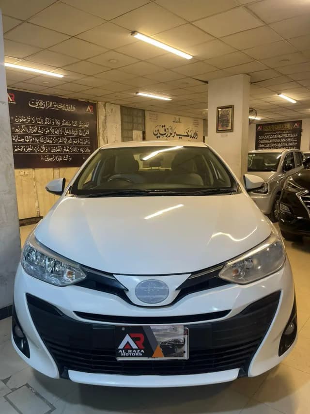 Toyota Yaris ativ 1.3 Automatic 2022 Model