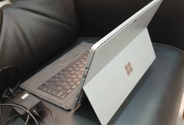 Microsoft Surface Pro 6 | Core i5 8th Gen | 8GB RAM | 2K | Detatchable