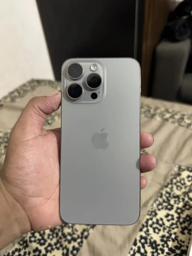 Apple iPhone 15 Pro Max