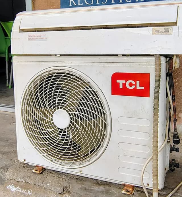 inverter AC 1 ton TCL good condition