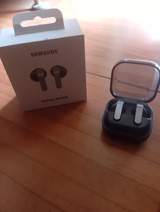 Samsung Galaxy Buds 4