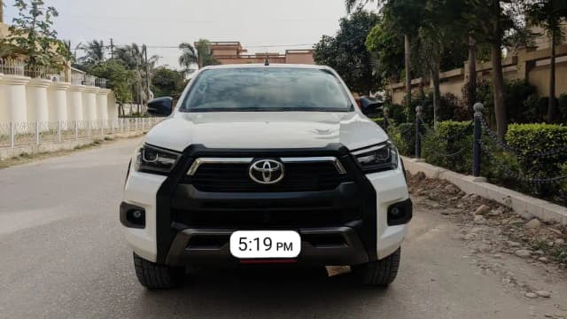 Toyota Hilux Rocco 2.8  – Powerful & Stylish 4x4 Pickup | Model 2023