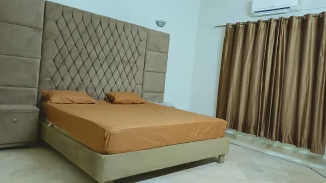 F11 furnished room for rent inverter ac per day