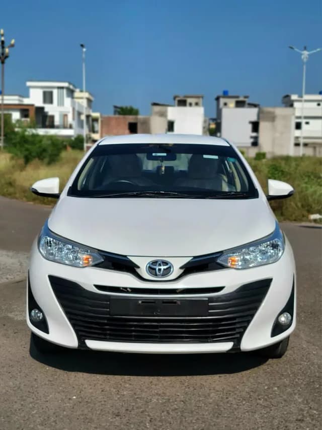 | ToTaL GENUINE PAINT | Toyota Corolla Yaris 1.3 Ativ CVT |Model 2020|