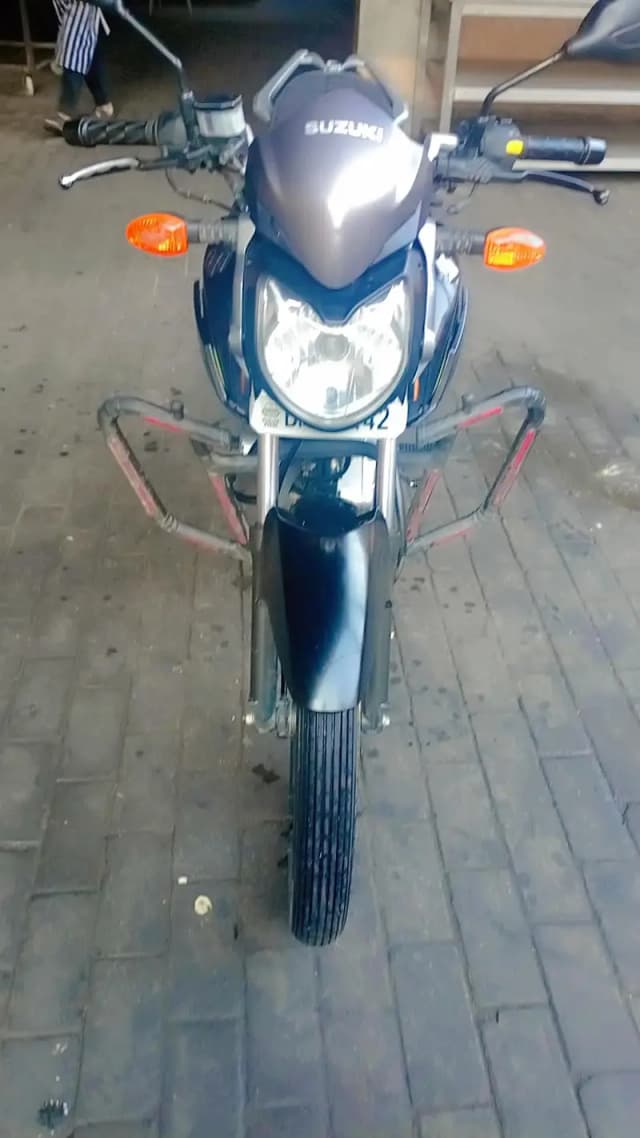 Suzuki GSX-125 Total genuine 2026