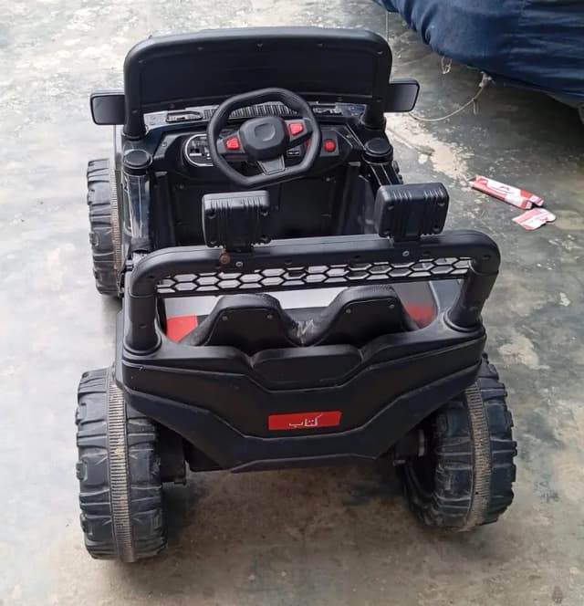 Electric jeep