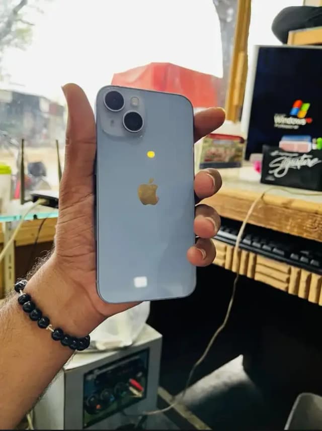Apple iPhone 14