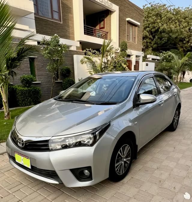 Toyota Corolla GLI Automatic Transmission Model 2015 Original colour