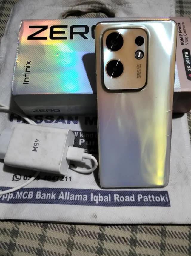 Infinix Zero 30