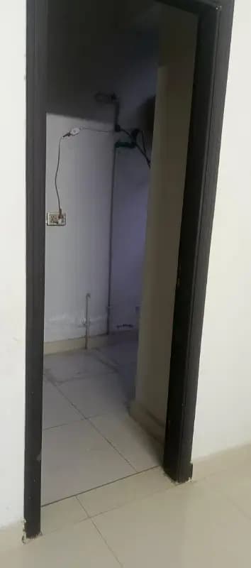 1 BED APARTMENT AVAILABLE FOR SALE IN GULBERG GREEN ISLAMABAD