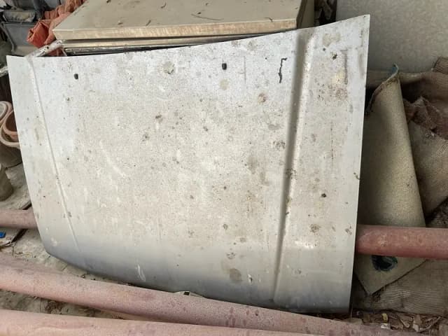 Mitsubishi Pajero 1998 GDI bonnet available in Geniun condition