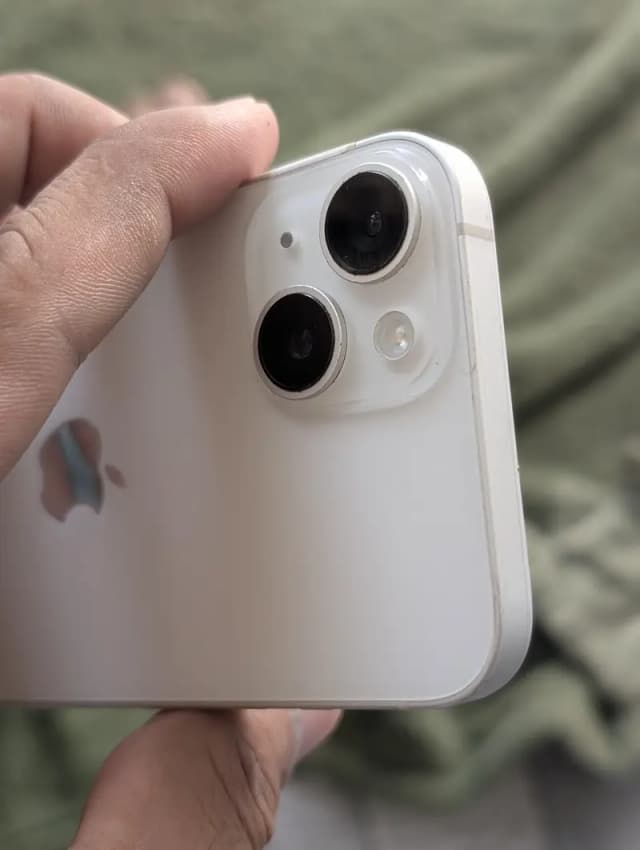 Apple iPhone 14