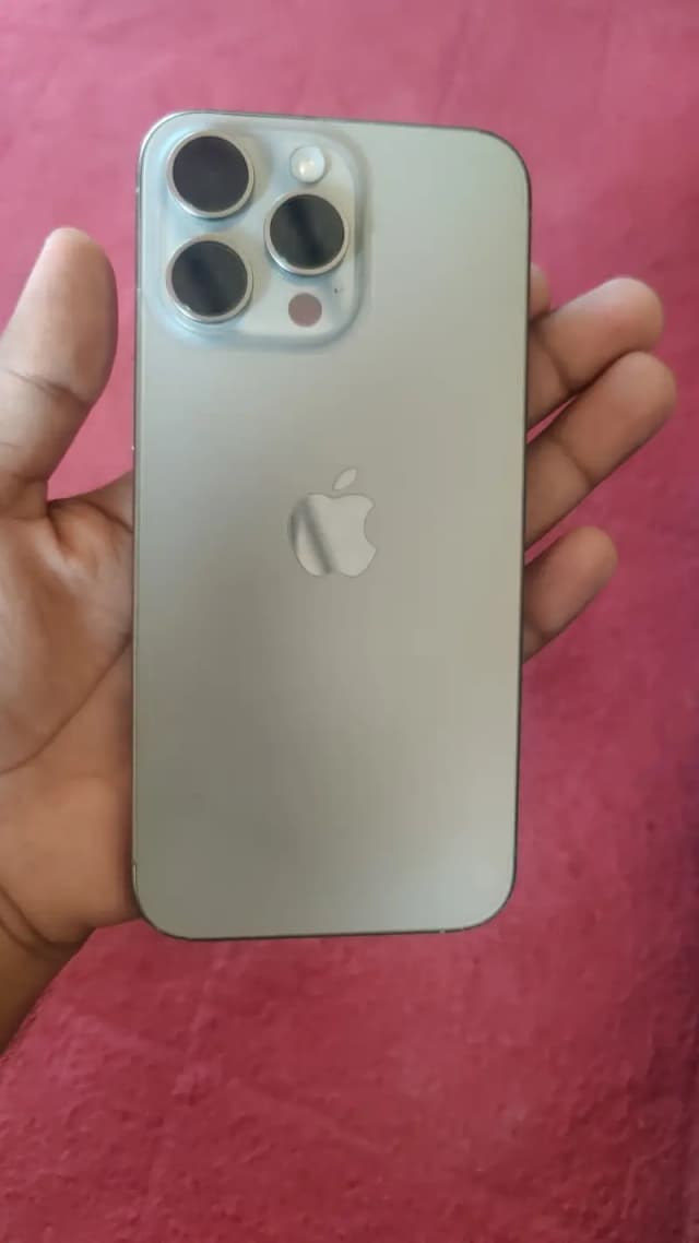 Apple iPhone 15 Pro Max