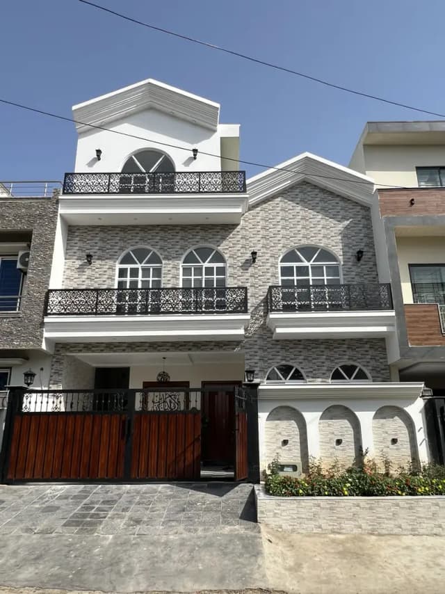 Brand New 7 Marla Park Face House For Sale In G13/2 Islamabad