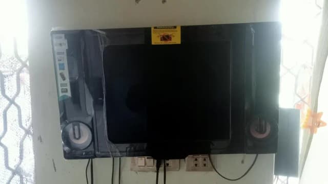 bilkul new h bht km use howi h 24 inch ki h
