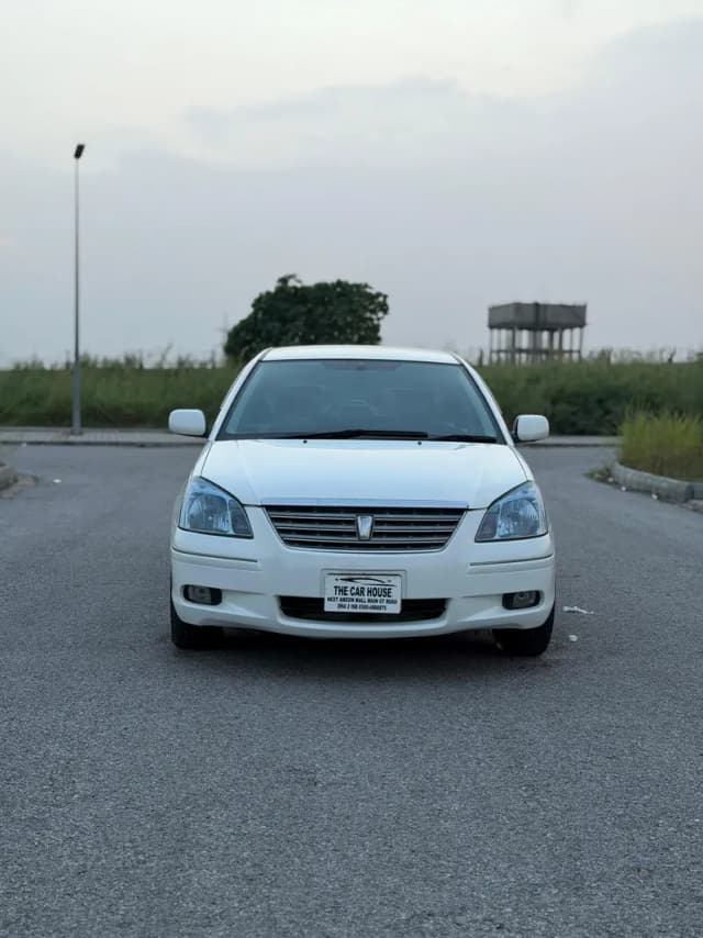 Toyota Premio 2006