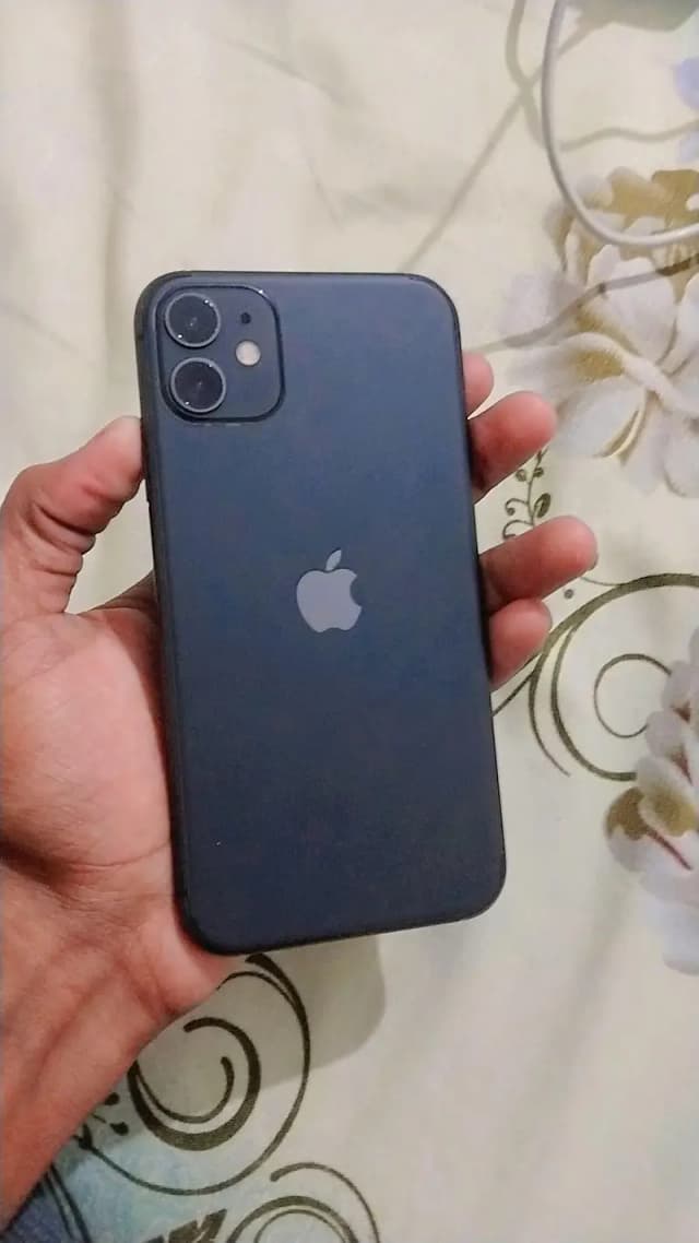 Apple iPhone 11