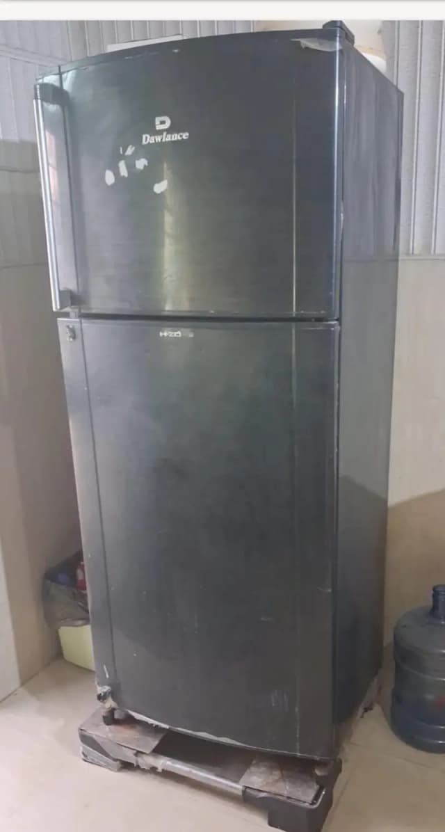 Used Dawlance Fridge / Refrigerator For sale