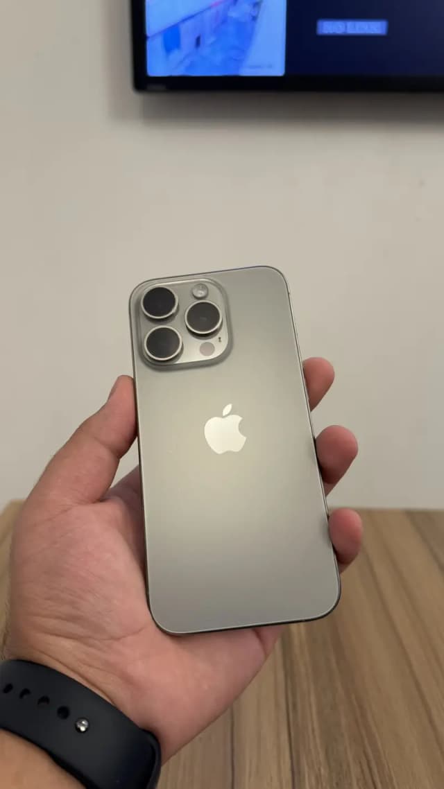 Apple iPhone 15 Pro