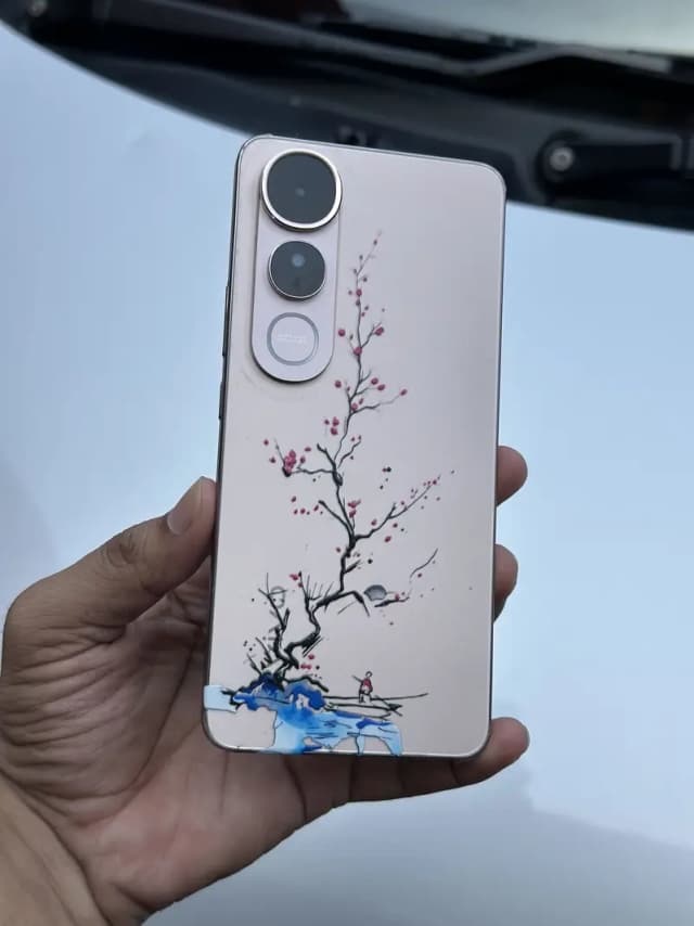 Vivo V50 Lite