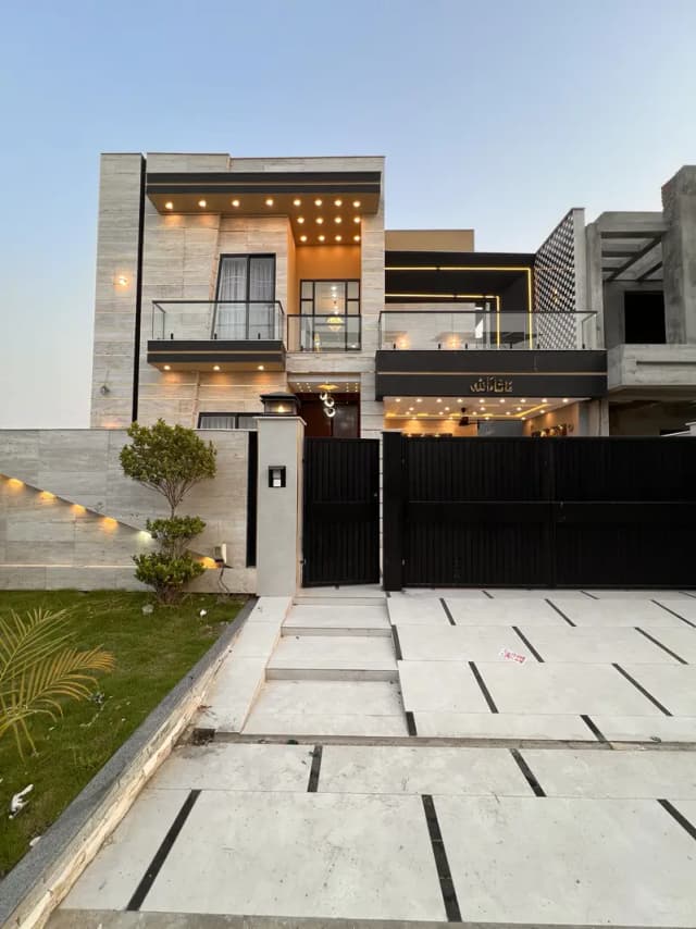 10 Marla Modern Luxury House Available For Sale in Citi Housing Sialkot