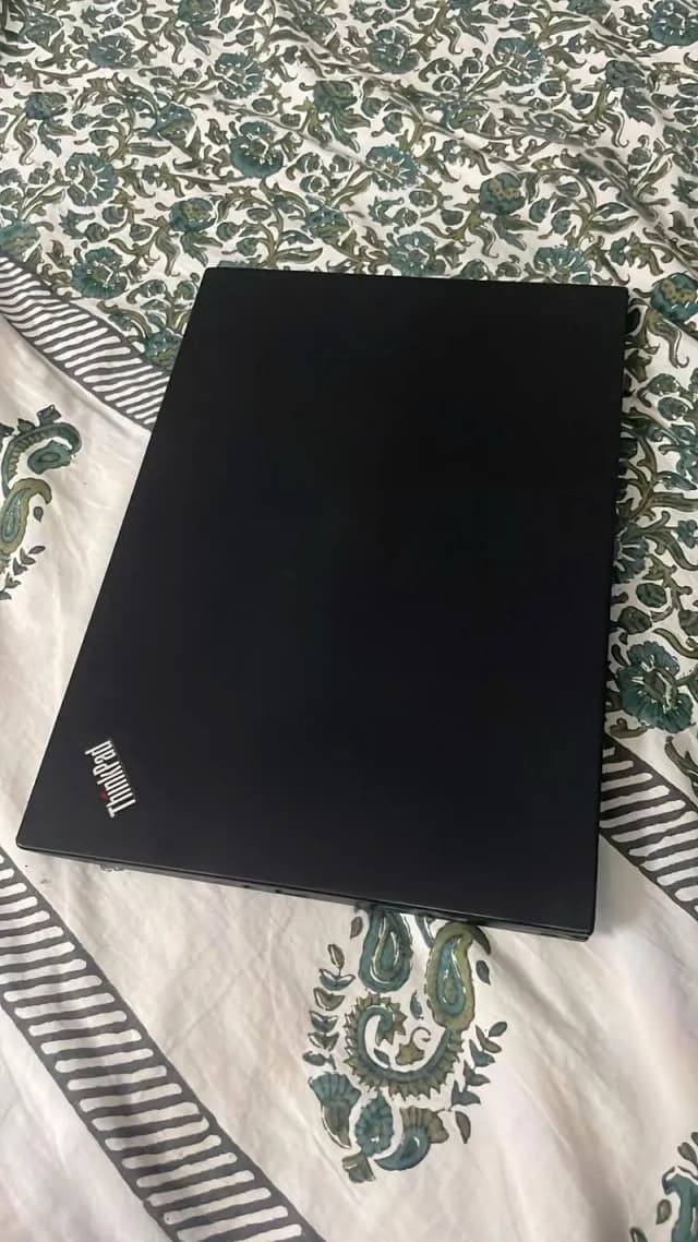 Lenovo Thinkpad X1 carbon 8 512