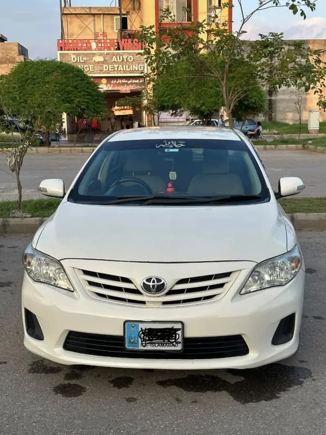 Toyota Corolla XLI 2013