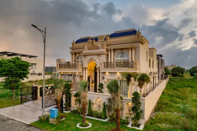 Near McDonalds Fully Furnished One Kanal Spanish Luxury House Prime location
