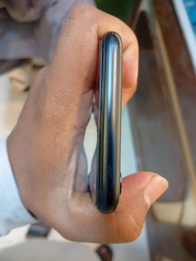 Apple iPhone XR