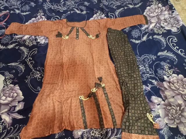 2 Peice Dori Suit. . .