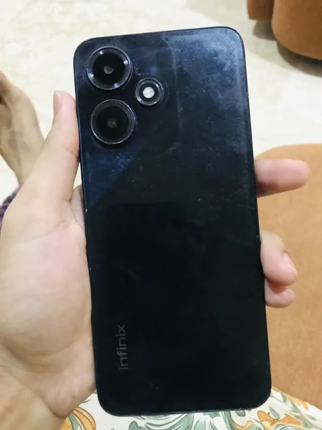 Infinix Hot 30 Play