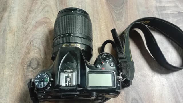 Nikon D7200 DSLR Camera Achcha kam kar raha hai video photography