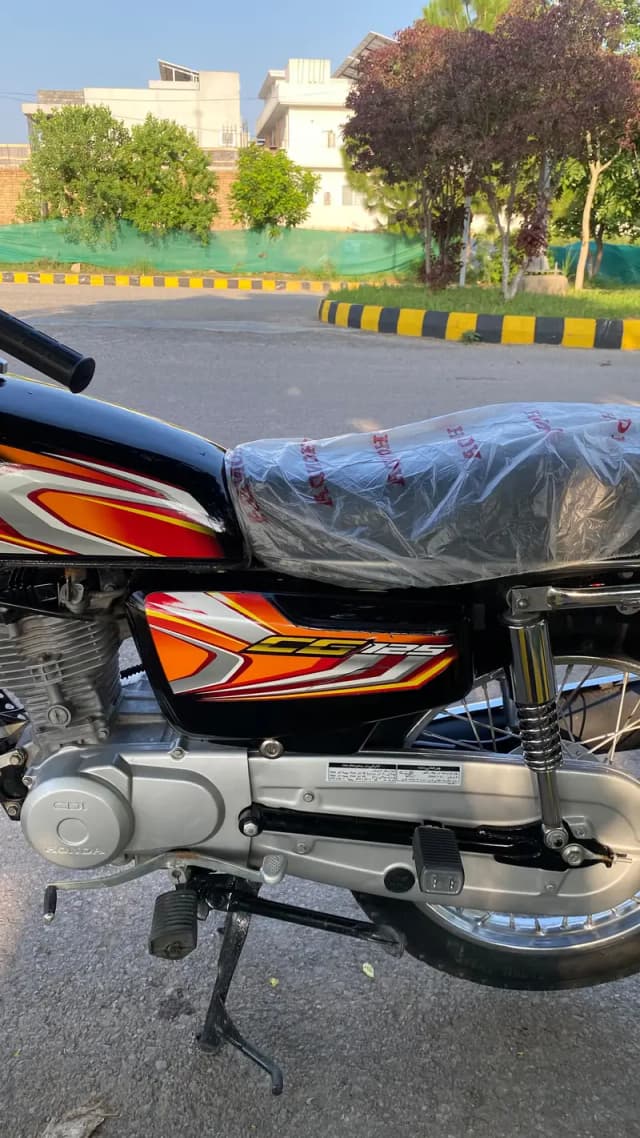 Honda 125cc bike for saleWhatsApp 0326,,43,,11,,903