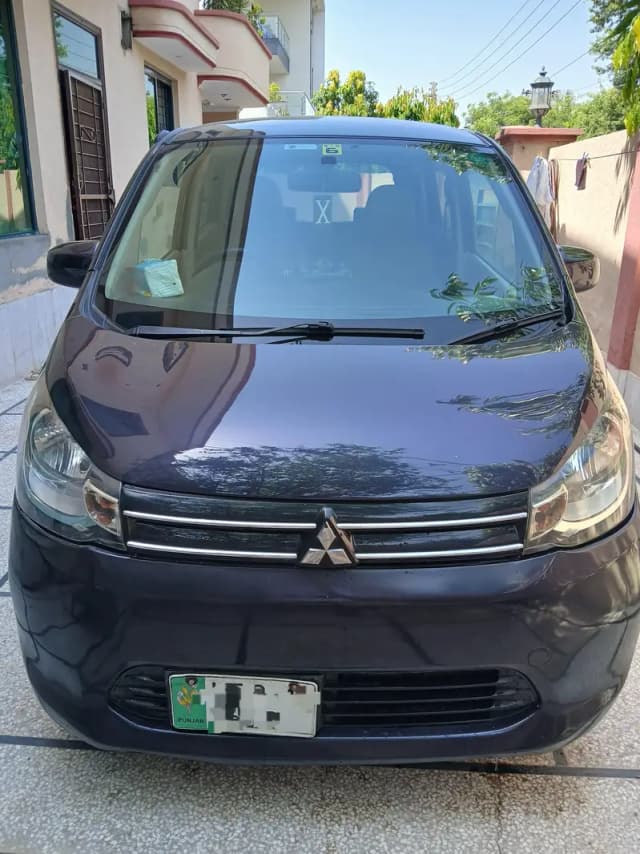 Mitsubishi Ek Wagon 2013