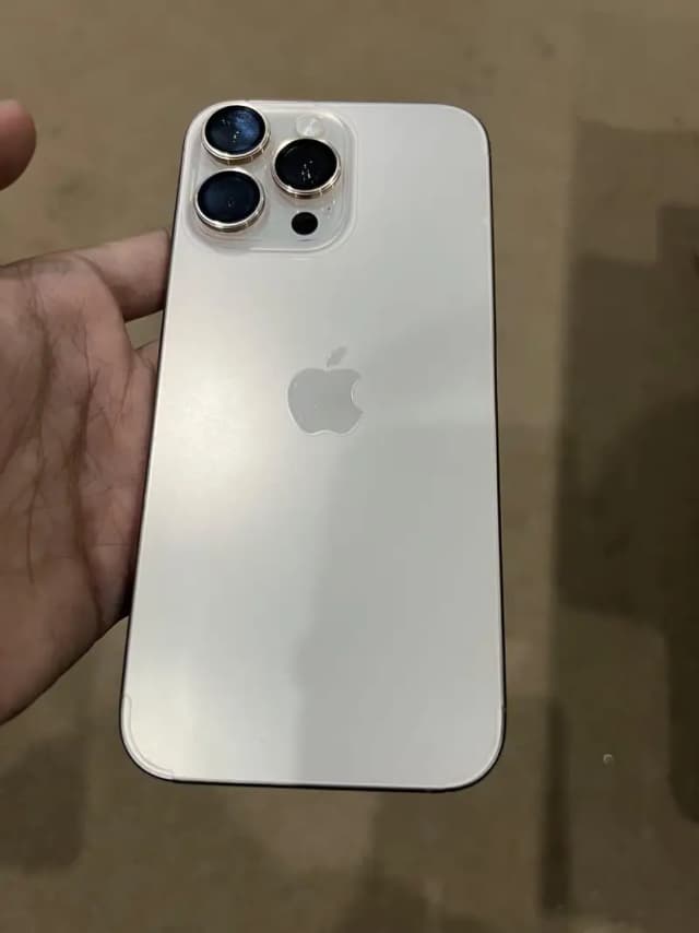 Apple iPhone 16 Pro Max