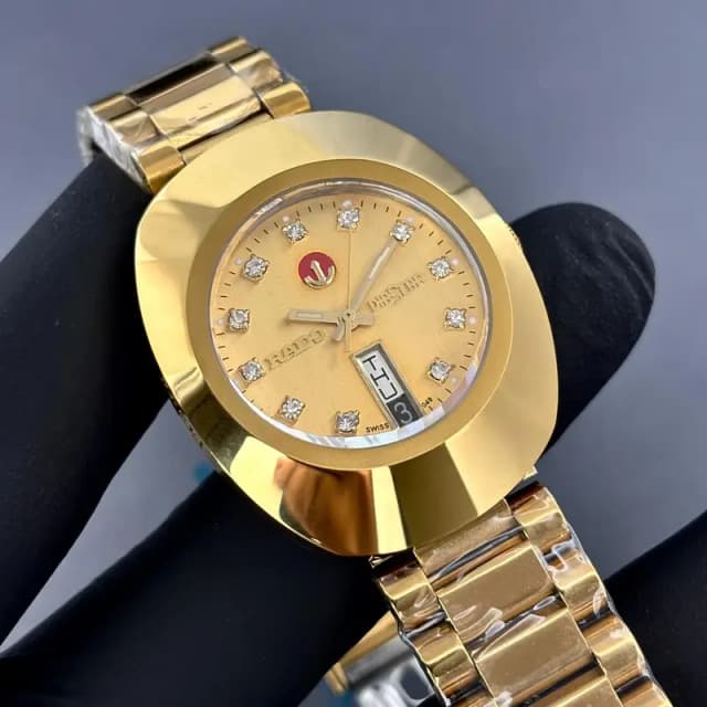 Eleven Bold Stone Staining Case Watch
