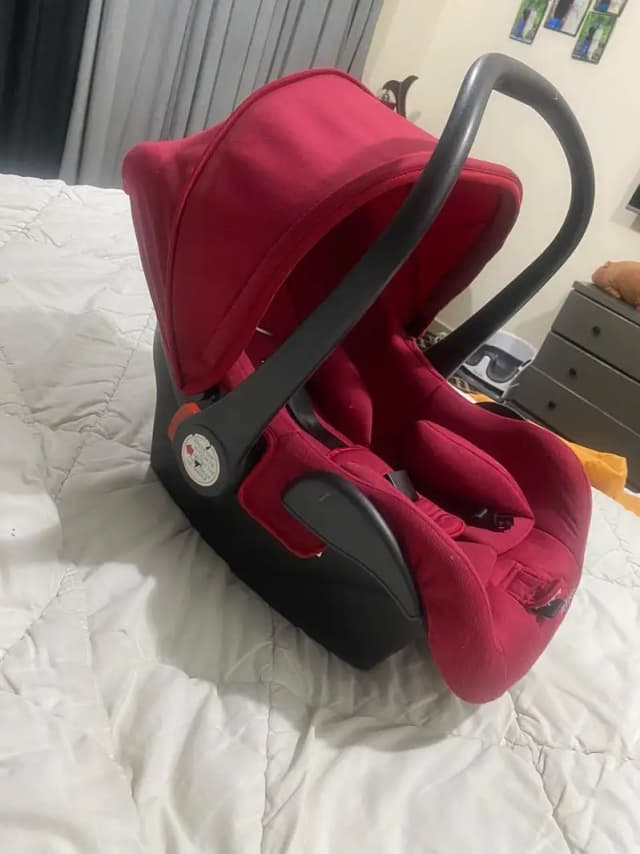 baby carry cot/ car seat  for infant