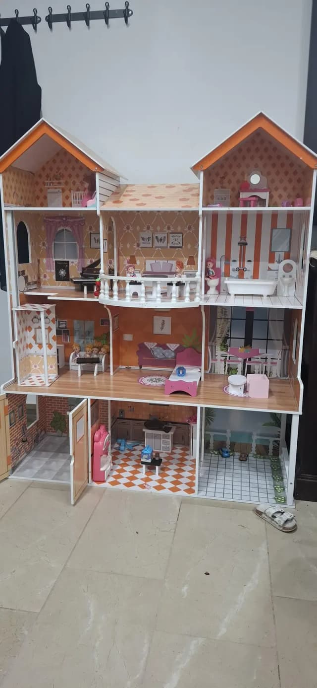 doll house  wooden