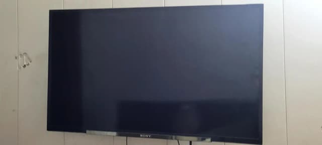 Sony BRAVIA 40 Inch LED TV – Japan Model (Full HD / Slim Bezel)
