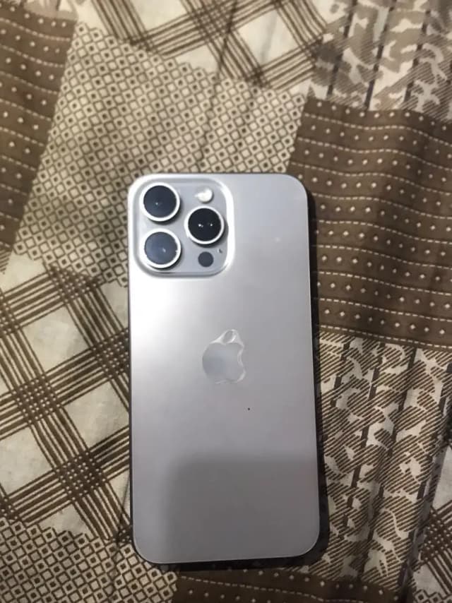 Apple iPhone 15 Pro Max