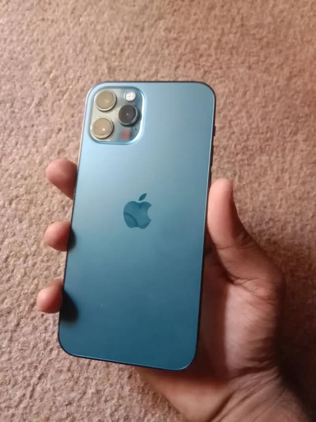 Apple iPhone 12 Pro