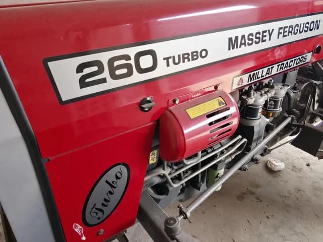 Massey Ferguson 260